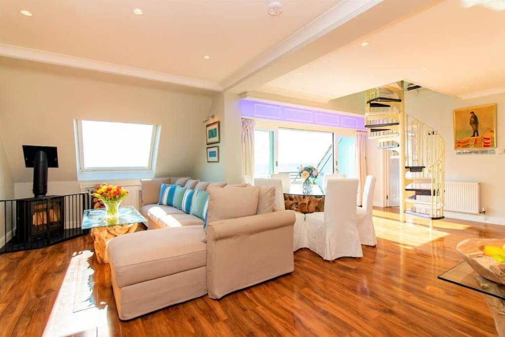 The Luxury Beach Property - Oceanbreeze Сендгейт Екстериор снимка